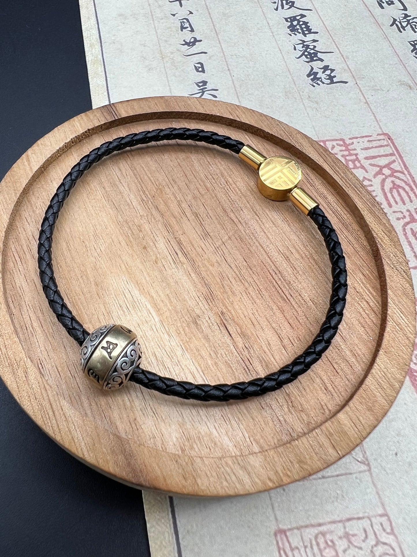 Exquisite Leather Cord Bracelet