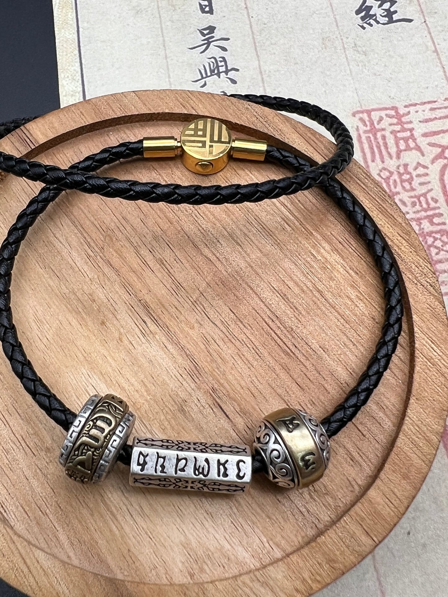 Exquisite Leather Cord Bracelet