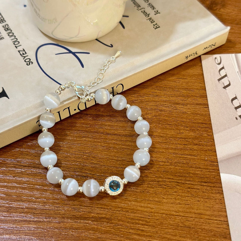 Natural Moonstone Bracelet – Calming Anxiety, Sleep Aid & Emotional Balance | Handmade Energy Jewelry｜KwangYin